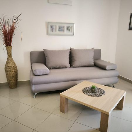 Hektorovic Poolside Apartments Bol Dış mekan fotoğraf