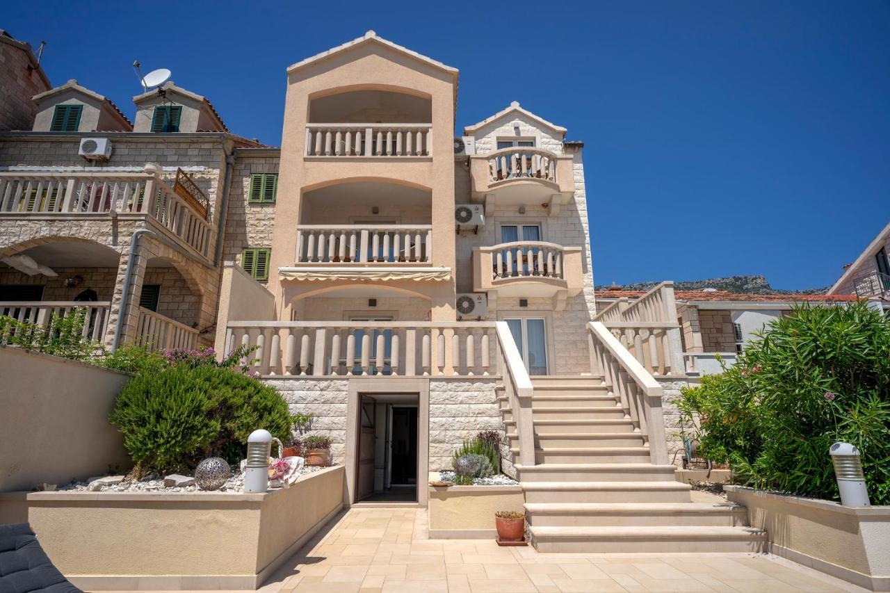 Hektorovic Poolside Apartments Bol Dış mekan fotoğraf