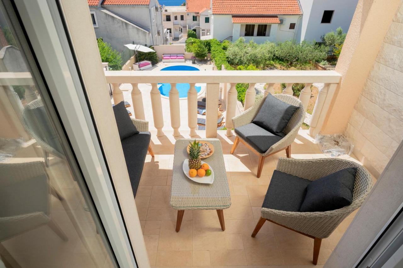 Hektorovic Poolside Apartments Bol Dış mekan fotoğraf