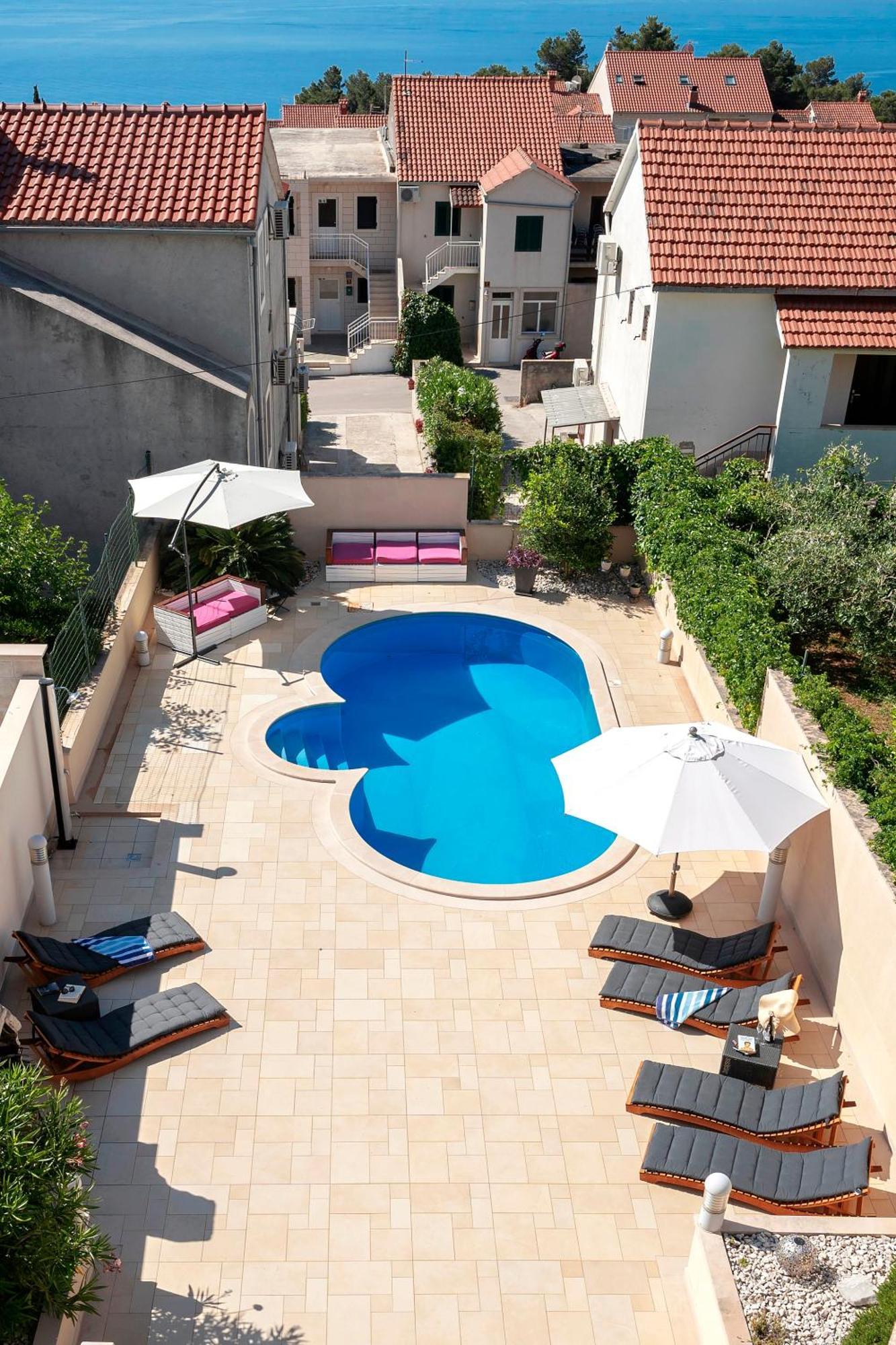 Hektorovic Poolside Apartments Bol Dış mekan fotoğraf