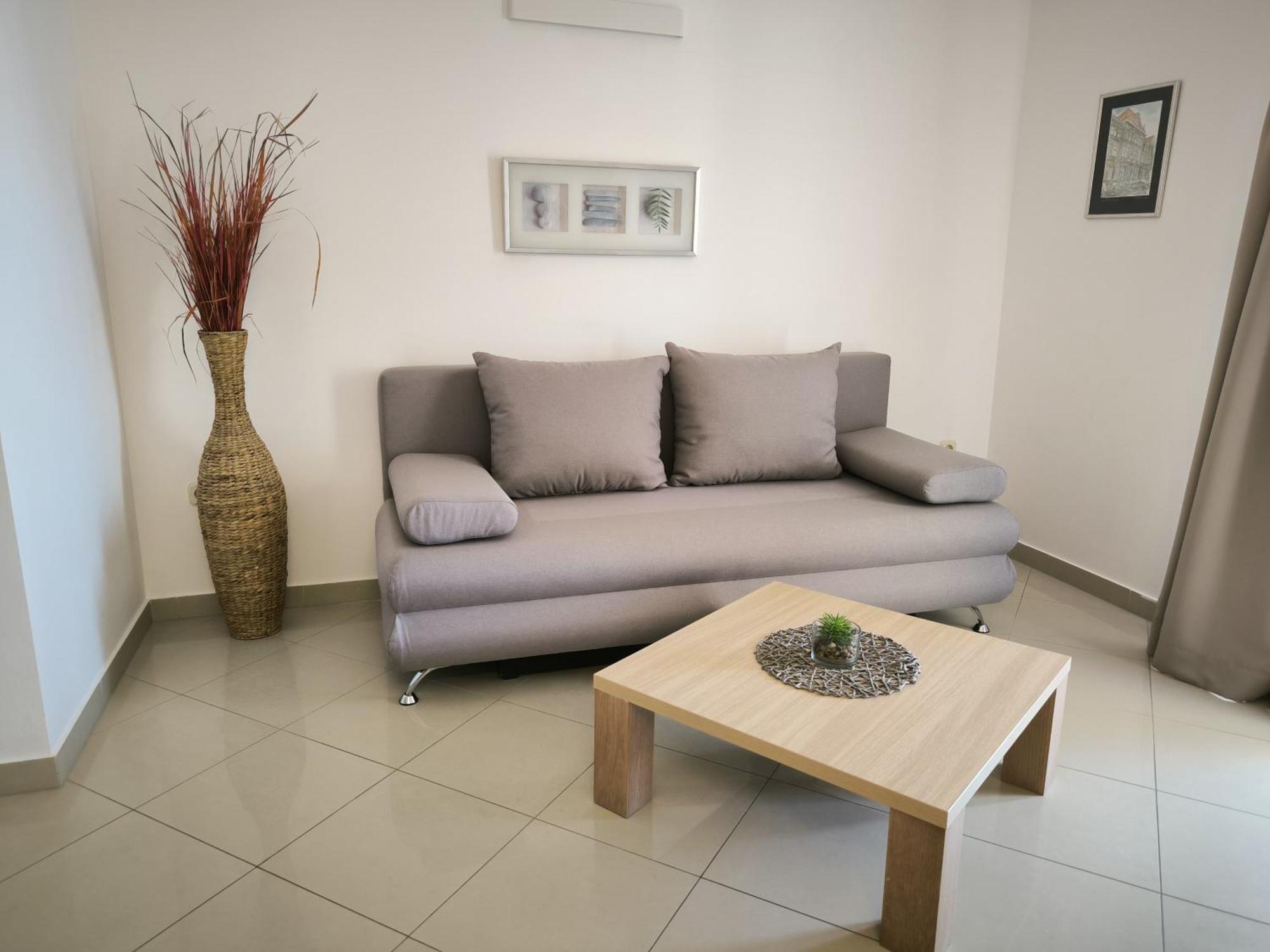 Hektorovic Poolside Apartments Bol Dış mekan fotoğraf
